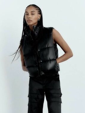 Zara Faux Leather Cropped Puffer Vest, Size S